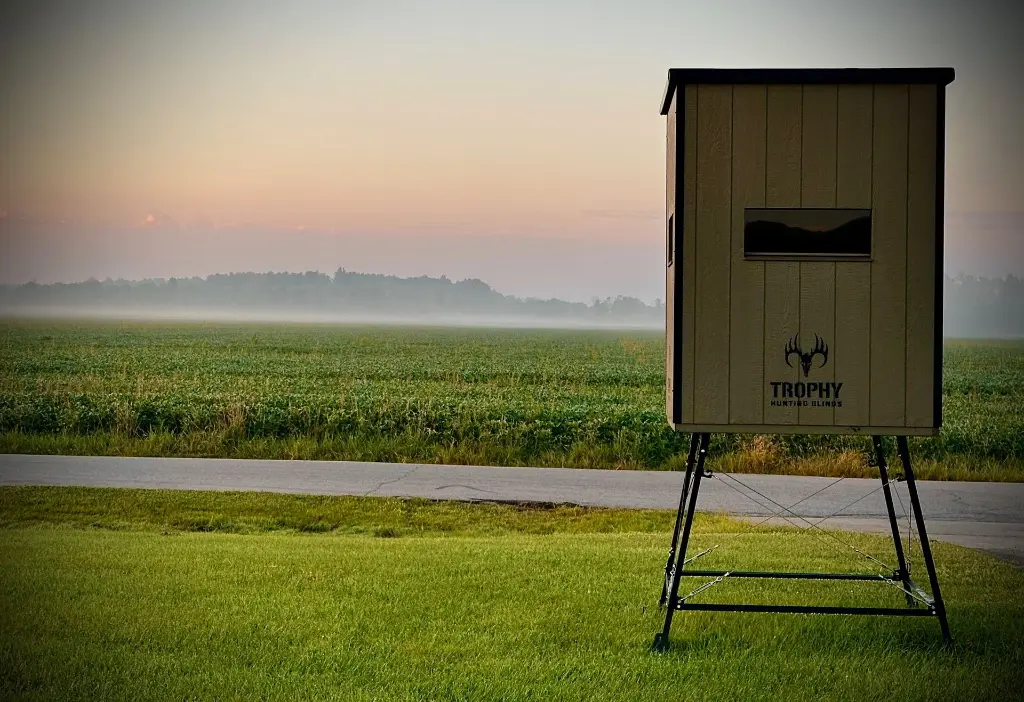 5x5 Eco Series Blind - 4' Metal Stand.webp